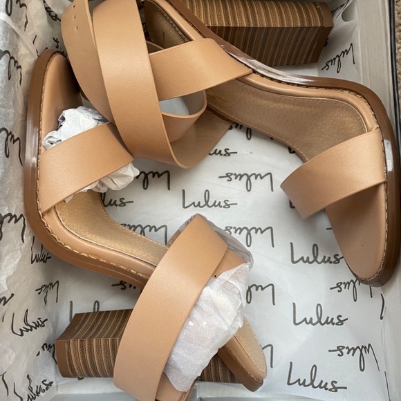 ANKLE STRAP SANDALS - Picture 5 of 8